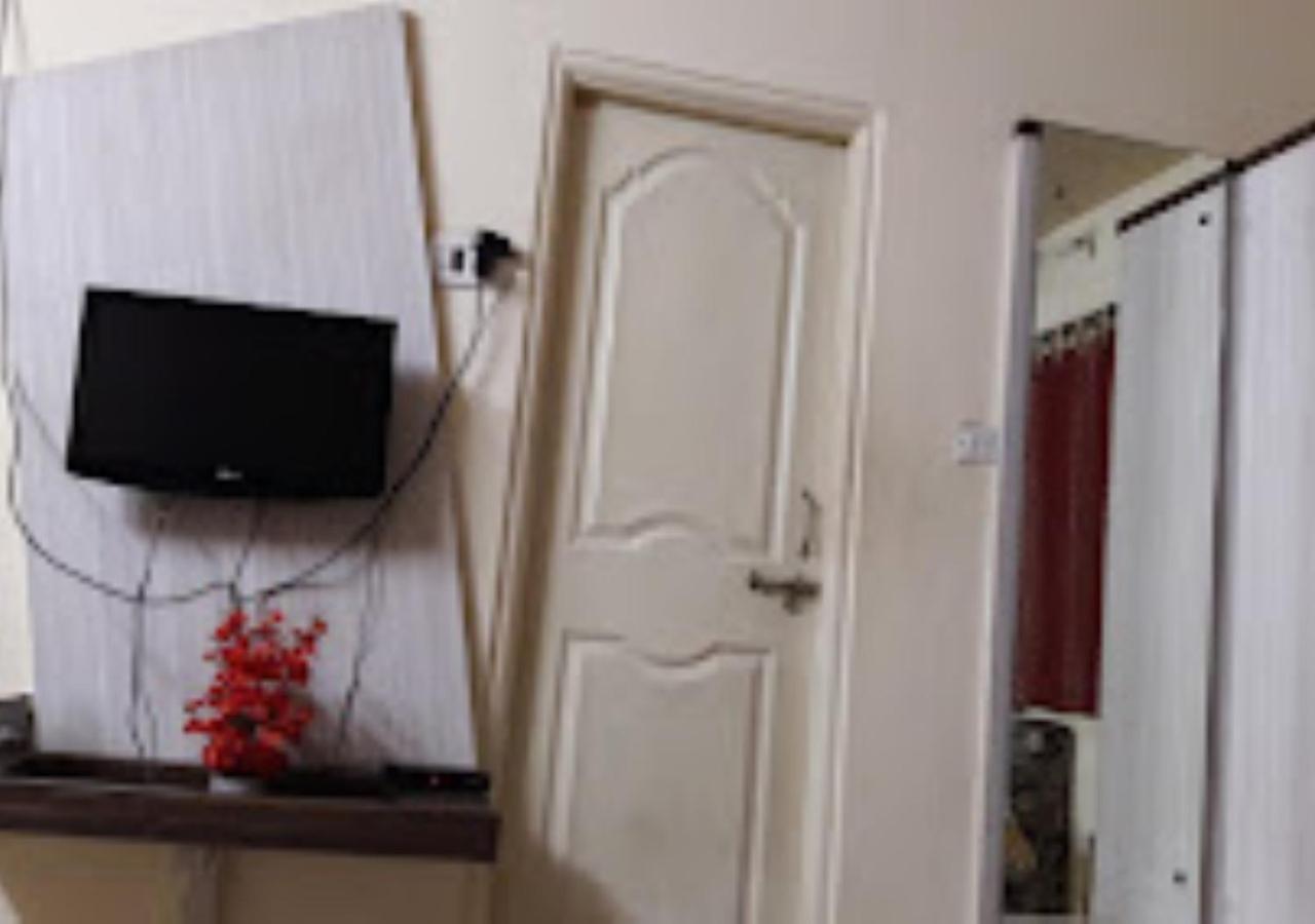 Hotel Mayur Restaurant Chandrapur 外观 照片