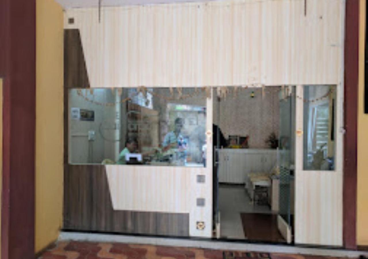 Hotel Mayur Restaurant Chandrapur 外观 照片