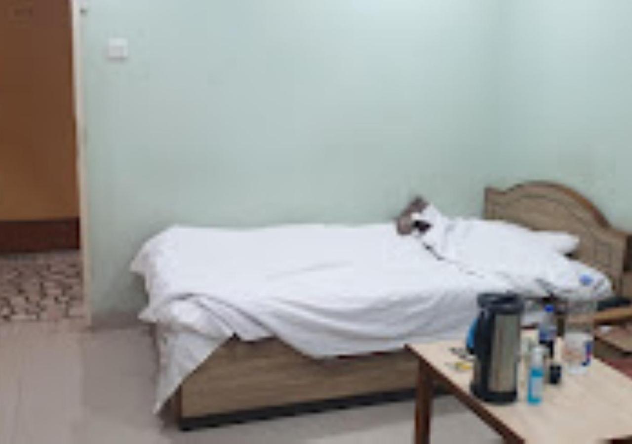 Hotel Mayur Restaurant Chandrapur 外观 照片