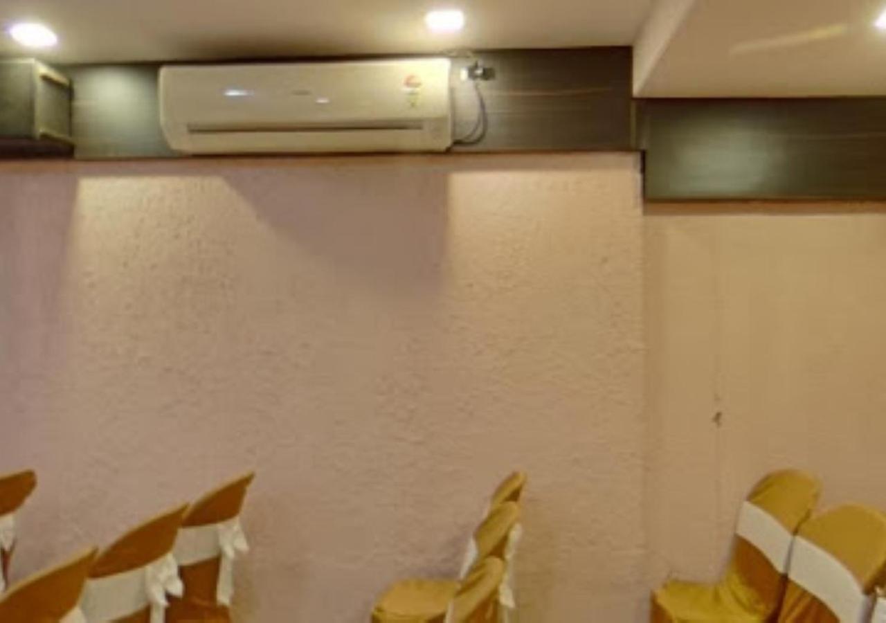 Hotel Mayur Restaurant Chandrapur 外观 照片