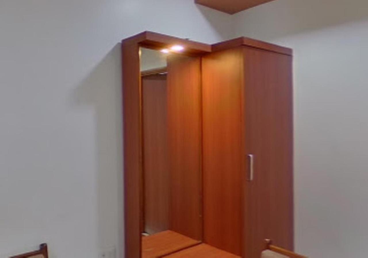 Hotel Mayur Restaurant Chandrapur 外观 照片