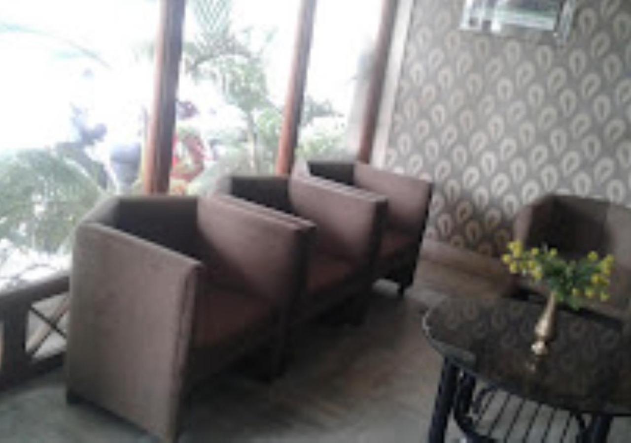Hotel Mayur Restaurant Chandrapur 外观 照片