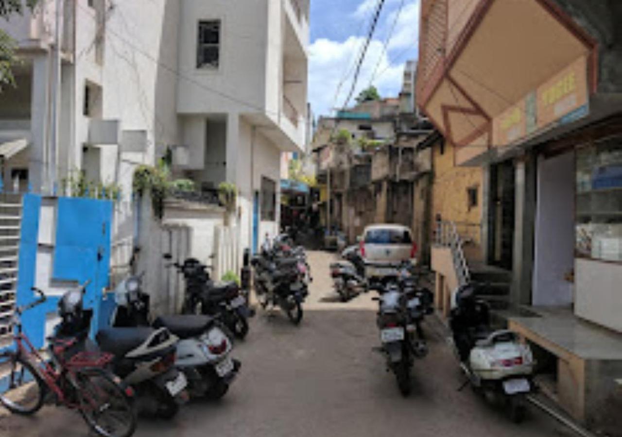 Hotel Mayur Restaurant Chandrapur 外观 照片
